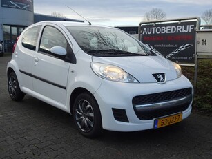 Peugeot 107 1.0-12V XS (bj 2009, automaat)