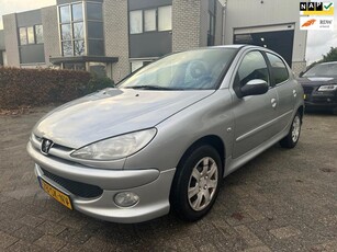 Peugeot 206 1.4 Airco 5 Deurs Elek Ramen