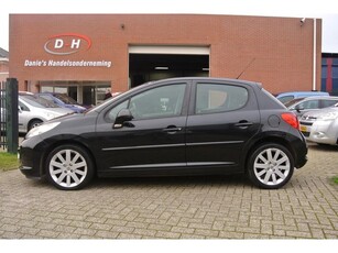 Peugeot 207 1.6-16V T Féline lees tekst