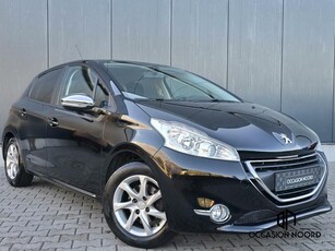 Peugeot 208 1.2 VTi EnvyAircoCruiseTrekhaakPdcLmv5drs