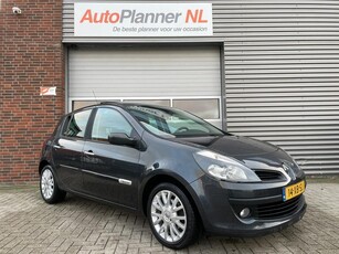 Renault Clio 1.4-16V! 5-Deurs! Airco! Panoramadak!