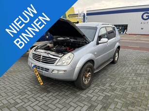 SsangYong Rexton RX 290 HR Motor Loopt, Geen Remdruk, Lees