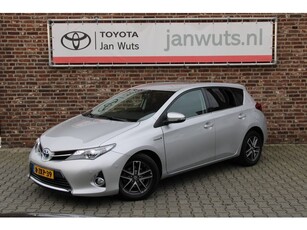 Toyota Auris 1.8 Hybrid Dynamic + PDC V+A (bj 2014)