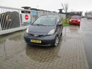 Toyota Aygo 1.0-12V +, 5 Deurs, Airco