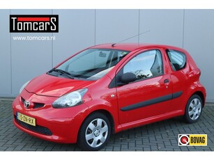 Toyota Aygo 1.0-12V 68PK 3 deurs in goede staat! (bj 2008)