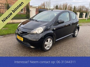 Toyota Aygo 1.0-12V Access Nieuwe Apk Airco (bj 2006)