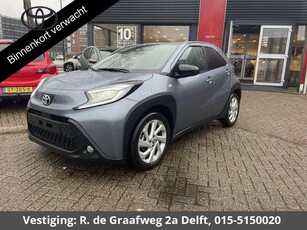 Toyota Aygo X 1.0 VVT-i MT first Stoelverwarming Apple