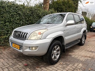 Toyota Land Cruiser 3.0 D-4D LX / automaat / 7 persoons /