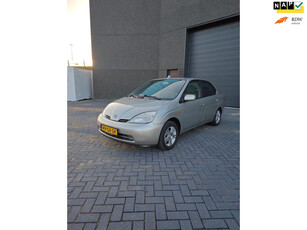 Toyota Prius 1.5 VVT-i Met nieuwe Apk