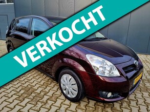 Toyota Verso 1.8 VVT-i Luna (( GERESERVEERD ))