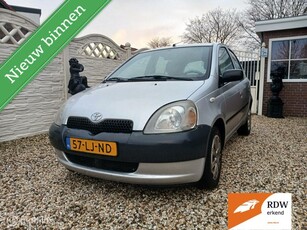 Toyota Yaris 1.0-16V VVT-i YORIN km 5 deurs km 162598