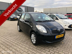 Toyota Yaris 1.3 VVTi 5DRS AIRCO ELL PAK ..100.005 KM