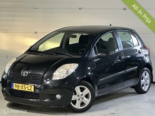 Toyota Yaris 1.3 VVTi Luna MMGERESERVEERD