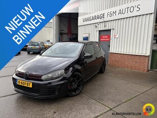 Volkswagen Golf 2.0 GTI