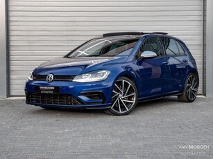 Volkswagen Golf 2.0 TSI 4Motion R Pano Dyn Leer 19