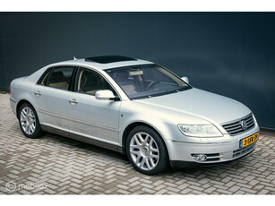 Volkswagen Phaeton 4.2 V8 4p. Highline