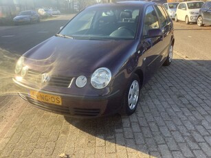 Volkswagen Polo 1.4-16V COMFORTLINE