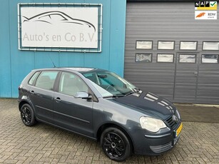 Volkswagen Polo 1.4-16V Optive 5-deurs Airco Stuurbekr Pdc