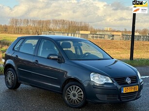 Volkswagen Polo 1.4-16V Optive AircoElektr RamenApkNap