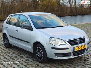 Volkswagen Polo 1.4-16V Trendline airco cruis control cv op