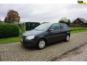 Volkswagen Polo 1.4-16V Turijn automaat AIRCO apk dec 2025