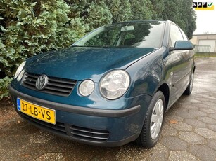 Volkswagen Polo 1.4 Comfortline - Cruise Control