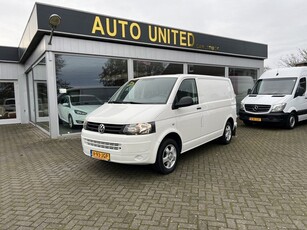 Volkswagen Transporter 2.0 TDI L1H2 (bj 2015)