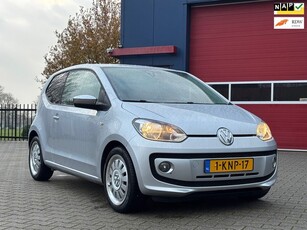 Volkswagen Up! 1.0 high up! ''120.000'' KM + Airco + Navi