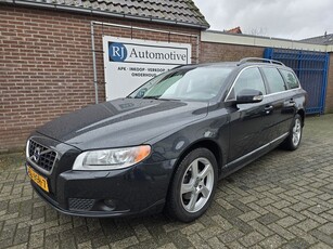 Volvo V70 1.6 T4 Lim. Edition APK/NAP/TREKHAAK (bj 2011)