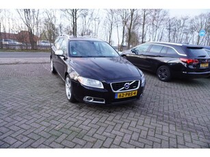 Volvo V70 2.0T R-Edition LEER TREKHAAK NAVI 203PK