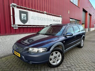 Volvo V70 Cross Country 2.4 T Geartr. Comf. // AWD //