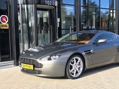 Aston Martin V8 Vantage 4.3 V8