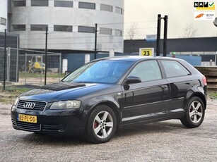 Audi A3 1.6 FSI Attraction