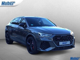 Audi RSQ3