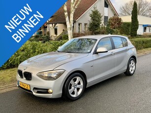 BMW 1-serie 116i Sport 136PK Leder•Navigatie•PDC