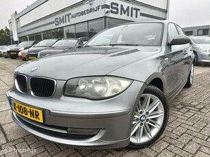 BMW 1-Serie 118i 5DRS/PDC/CC/Stoelverwarming