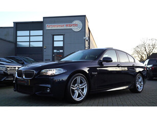 BMW 5-serie 520i M Sport Edition High Executive Schuif/kanteldak | Facelift | Digitale cockpit | M-pakket | LED | Stoelverwarming