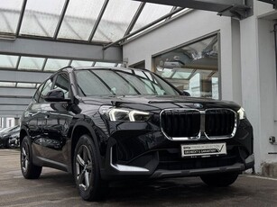 BMW X1 sDrive18i ** ADAPT. LED, NAVI+, TREKH, KEYLESS