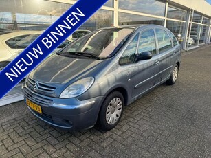 Citroën Xsara Picasso 1.6i-16V Caractère Airco Trekhaak