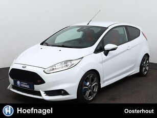 Ford Fiesta 1.6 ST1 Stoelverwarming Camera