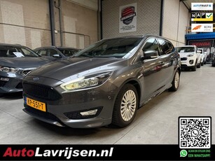 Ford Focus Wagon 1.5 ST-Line INRUIL KOOPJE!! NL AUTO NAP