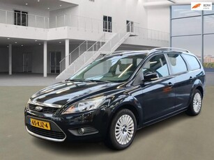 Ford Focus Wagon 1.8 Limited NAVI PSENSOR CRUISE 2 X