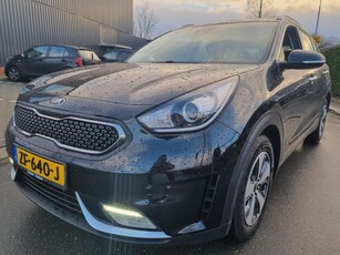 Kia Niro 1.6 GDi Hybrid DynamicLine Leder Navi Camera