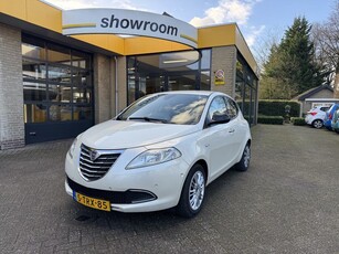 Lancia Ypsilon 0.9 TwinAir Gold Airco (bj 2014)