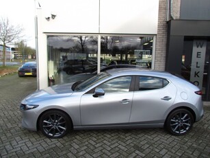 Mazda 3 2.0 Skyactiv-X 180pk 6MT Comfort BOSE All Season