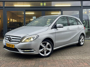 Mercedes-Benz B-klasse 180 Ambition | Trekhaak 1200kg | Parkeersensoren | Cruise Control | Telefoonvoorbereiding |