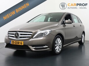 Mercedes-Benz B-klasse 200 Ambition Trekhaak Navigatie