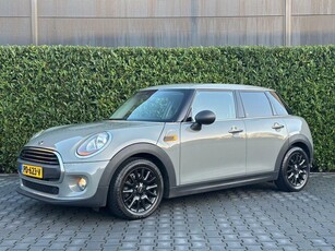 Mini Mini 1.5 One D Business Edition NL AUTO, NAP, NAV