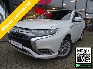 Mitsubishi Outlander 2.4 PHEV Instyle Edition 240 PK TREKHAAK 1.500 KG TREKGEWICHT LEDER DEA