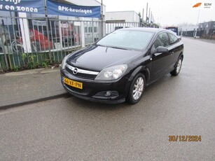 Opel Astra GTC 1.6 Temptation